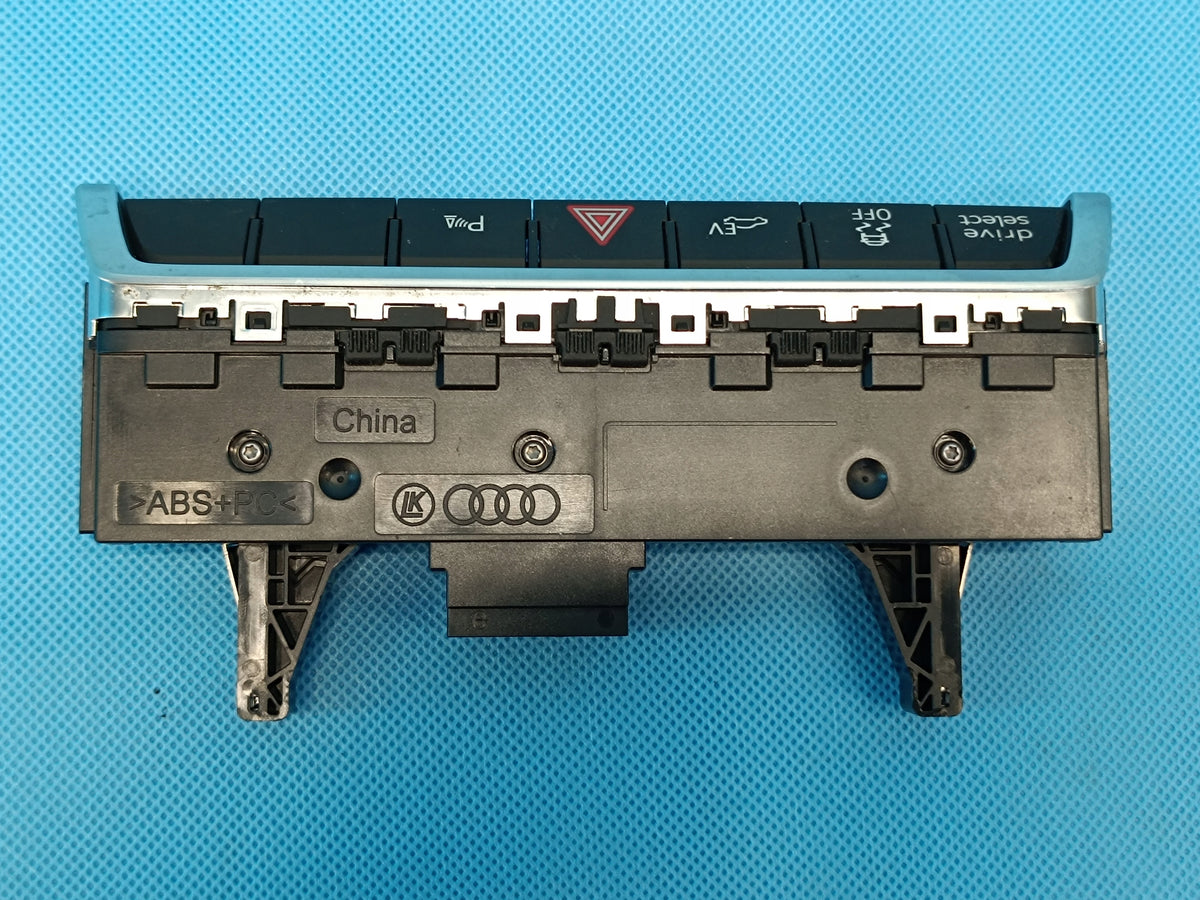 AUDI Q3 F3 SPORTBACK 1.4TFSI E 2023R CONSOLE BUTTON PANEL 83A925301BA