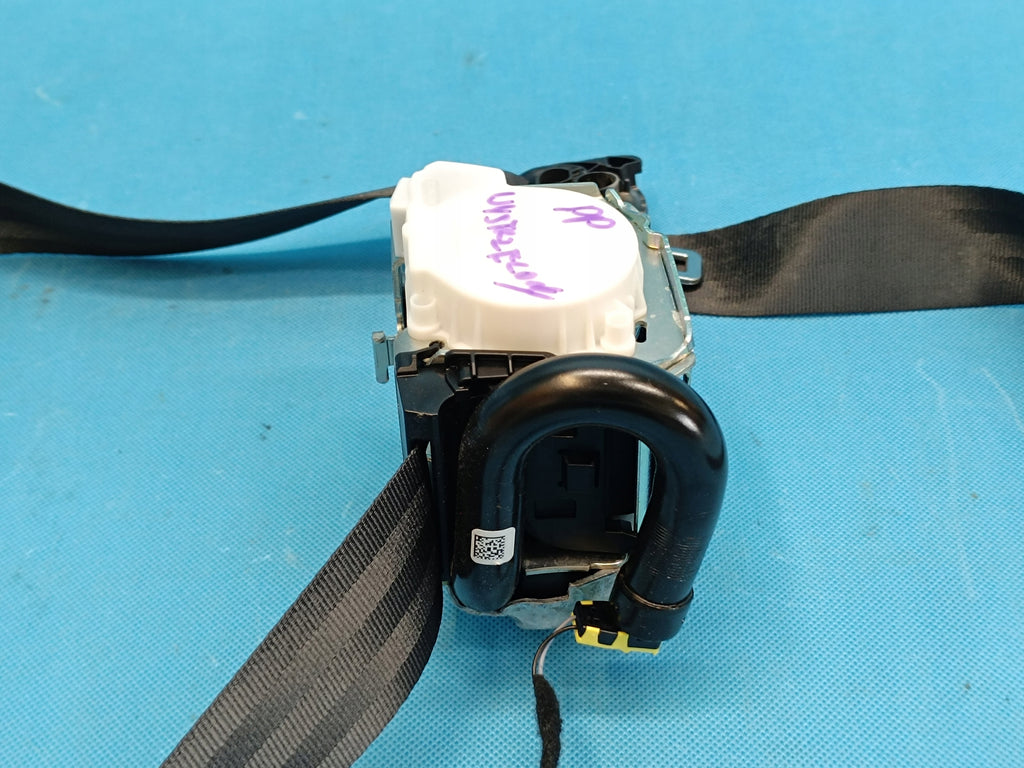 AUDI Q3 F3 SPORTBACK 1,5TSI 2024R SEAT BELT RIGHT FRONT 83A857706H