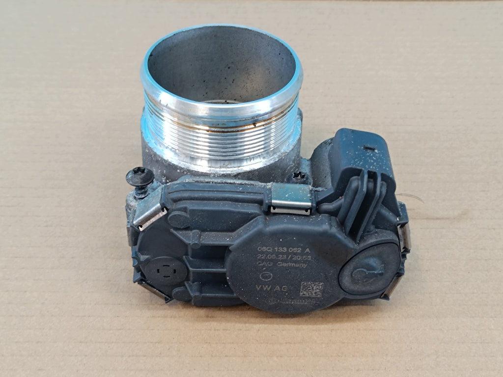 AUDI Q3 F3 SPORTBACK 4x4 2.0 TFSI 180KW DNPA 2024 R THROTTLE 06Q133062A