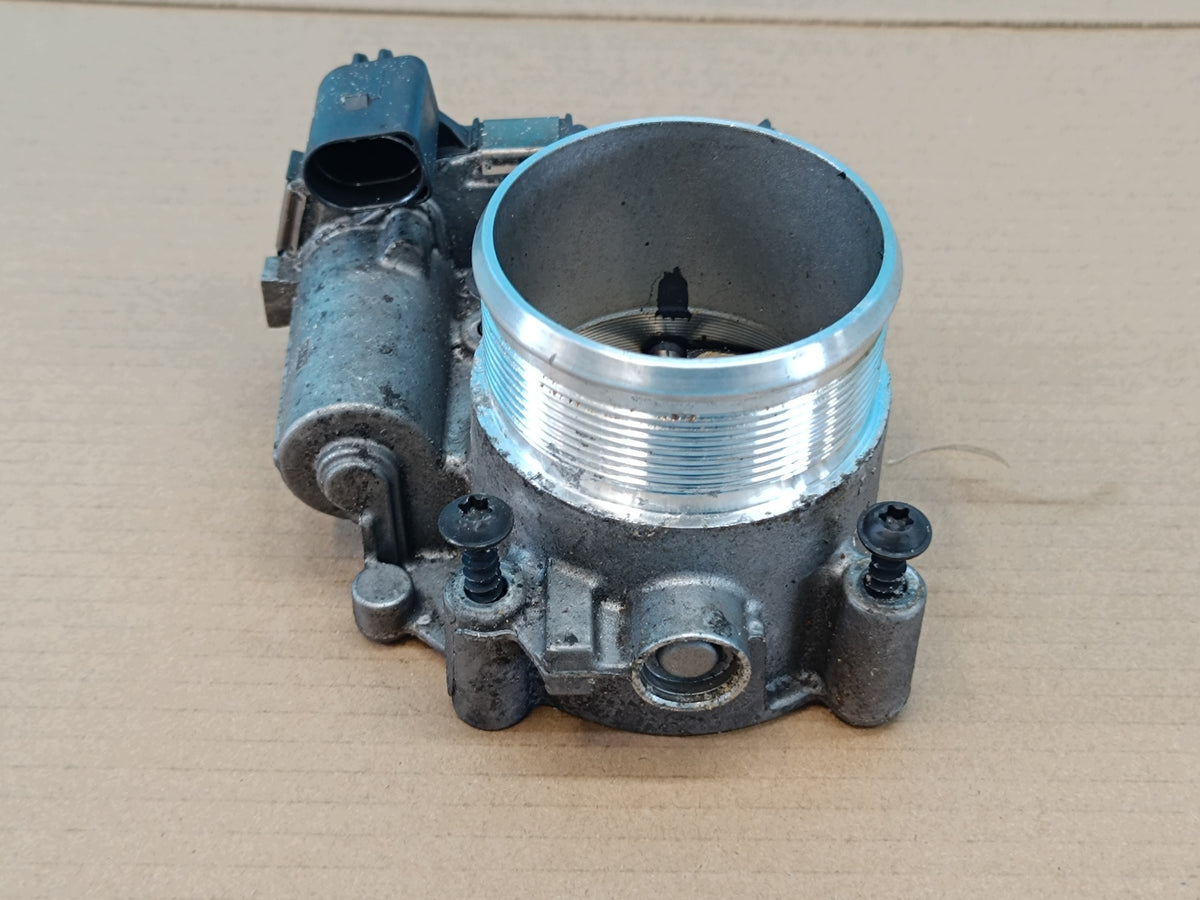 AUDI Q3 F3 SPORTBACK 4x4 2.0 TFSI 180KW DNPA 2024 R THROTTLE 06Q133062A