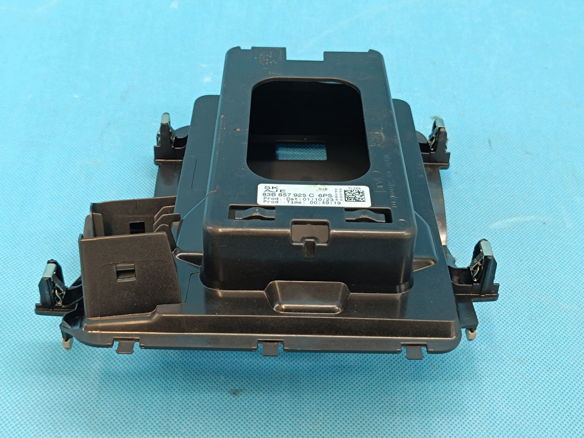 AUDI Q3 F3 SPORTBACK 4x4 2.0 TFSI 2024 R TUNNEL STORAGE HOUSING 83B857925C