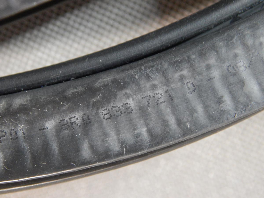 AUDI Q5 8R DOOR SEAL REAR 8R0833721D