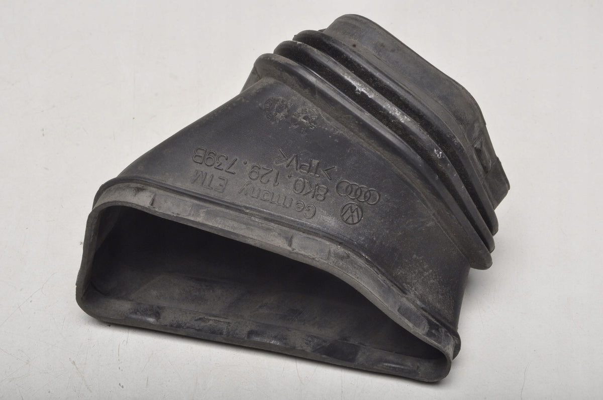 AUDI Q5 AIR INTAKE PIPE 8K0129739B