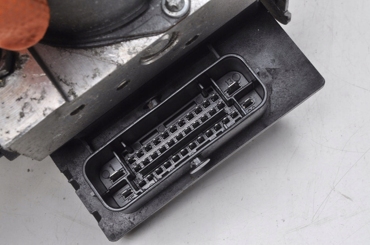 AUDI Q5 I 8R ABS PUMP 8R0907379BA