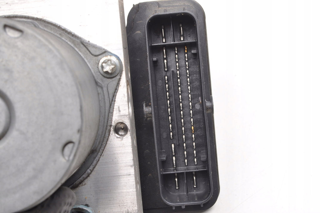 AUDI Q5 II 80A 2.0 TDI PUMP ABS 80A614517E