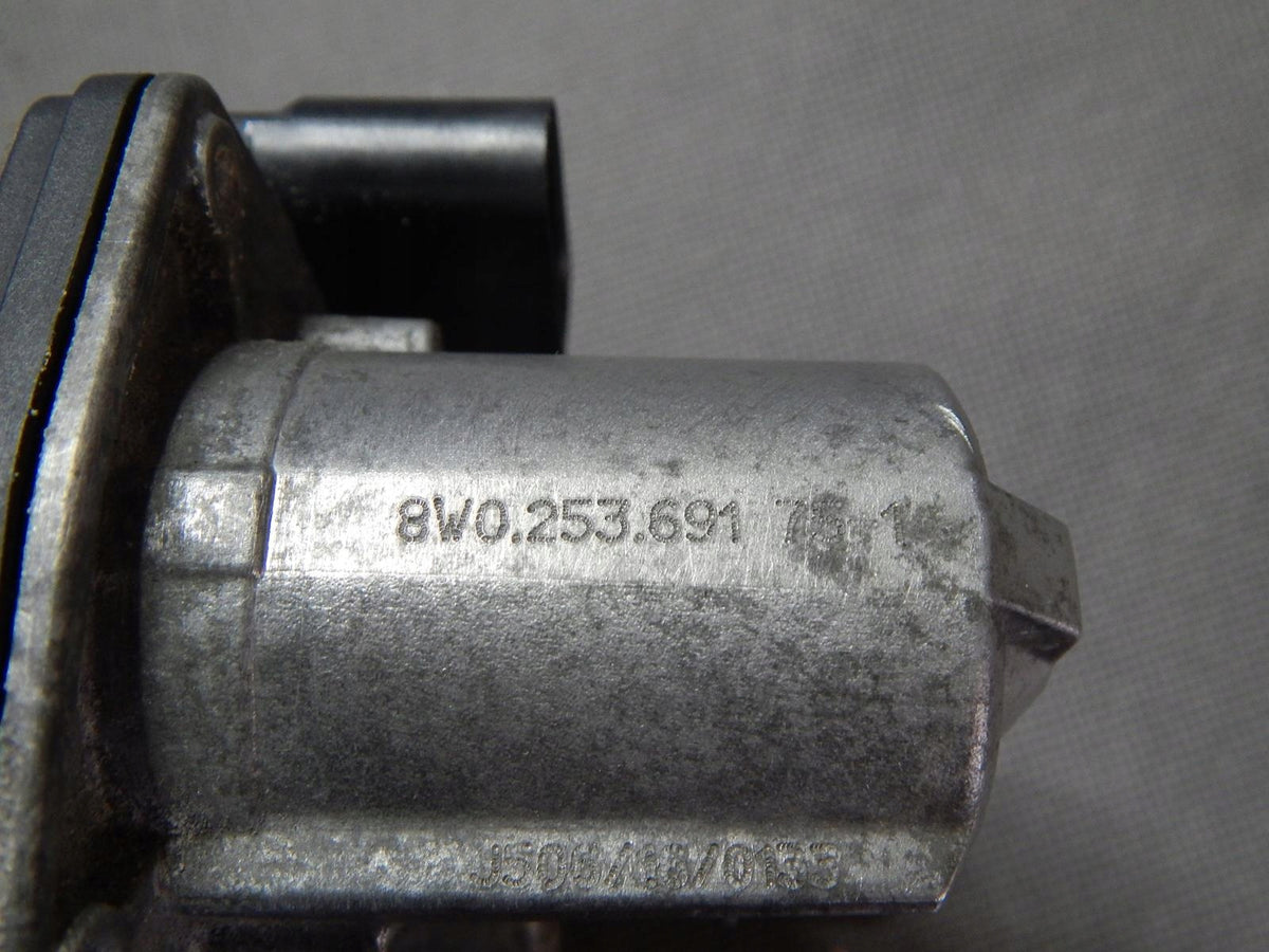 AUDI Q5 II EXHAUST SYSTEM THROTTLE 8IN0253691