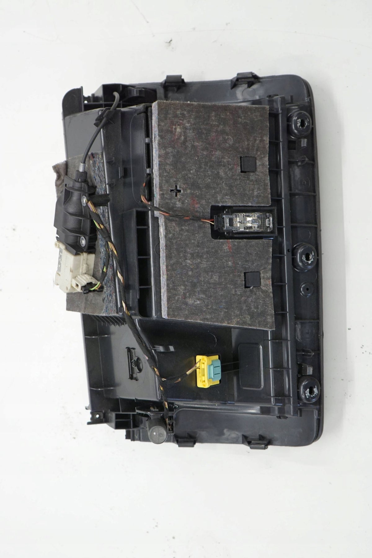 AUDI Q7 4L 08R PASSENGER COMPARTMENT FOR EURO DASHBOARD 4L0880302C