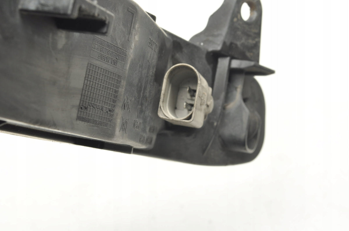 AUDI Q7 AND TURN SIGNAL FRONT LEFT FRONT 4L0953041