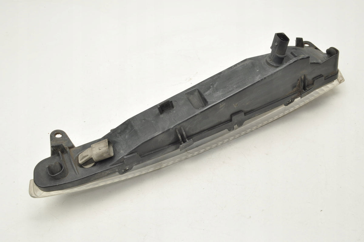 AUDI Q7 AND TURN SIGNAL FRONT RIGHT FRONT 4L0953042