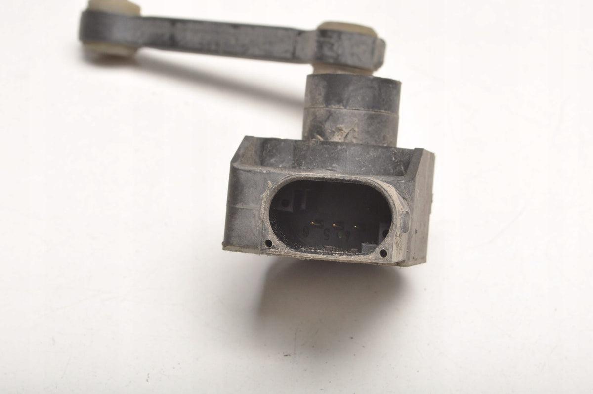 AUDI Q7 XENON LEVELING SENSOR 7L0616571D