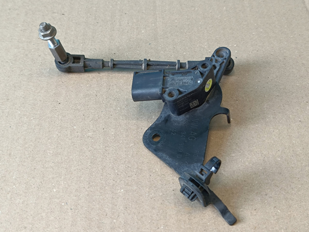AUDI Q8 E-TRON 55 QUATTRO 19R LEVELING SENSOR REAR 4M0907503 4KE941309D