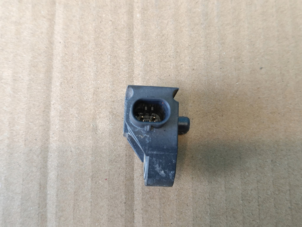 AUDI Q8 E-TRON 55 QUATTRO 300KW 2019 R IMPACT SENSOR 4KE959345A