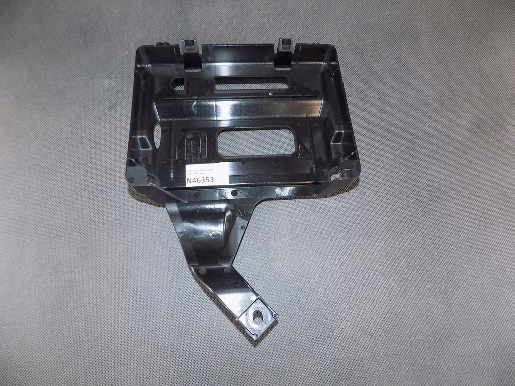 AUDI S5 A5 F5 DRIVER HOLDER 8IN0907713