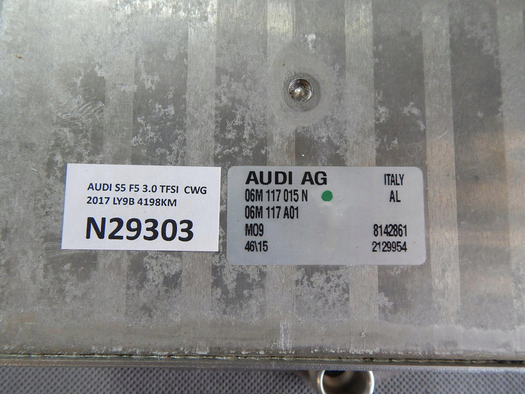 AUDI S5 F5 3.0 TFSI OIL COOLER 06M117015N