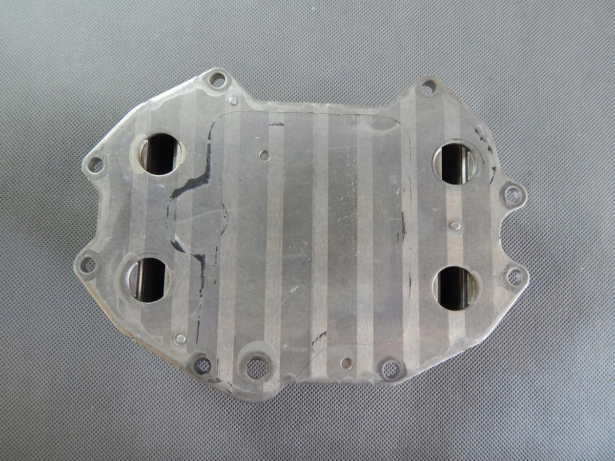 AUDI S5 F5 3.0 TFSI OIL COOLER 06M117015N