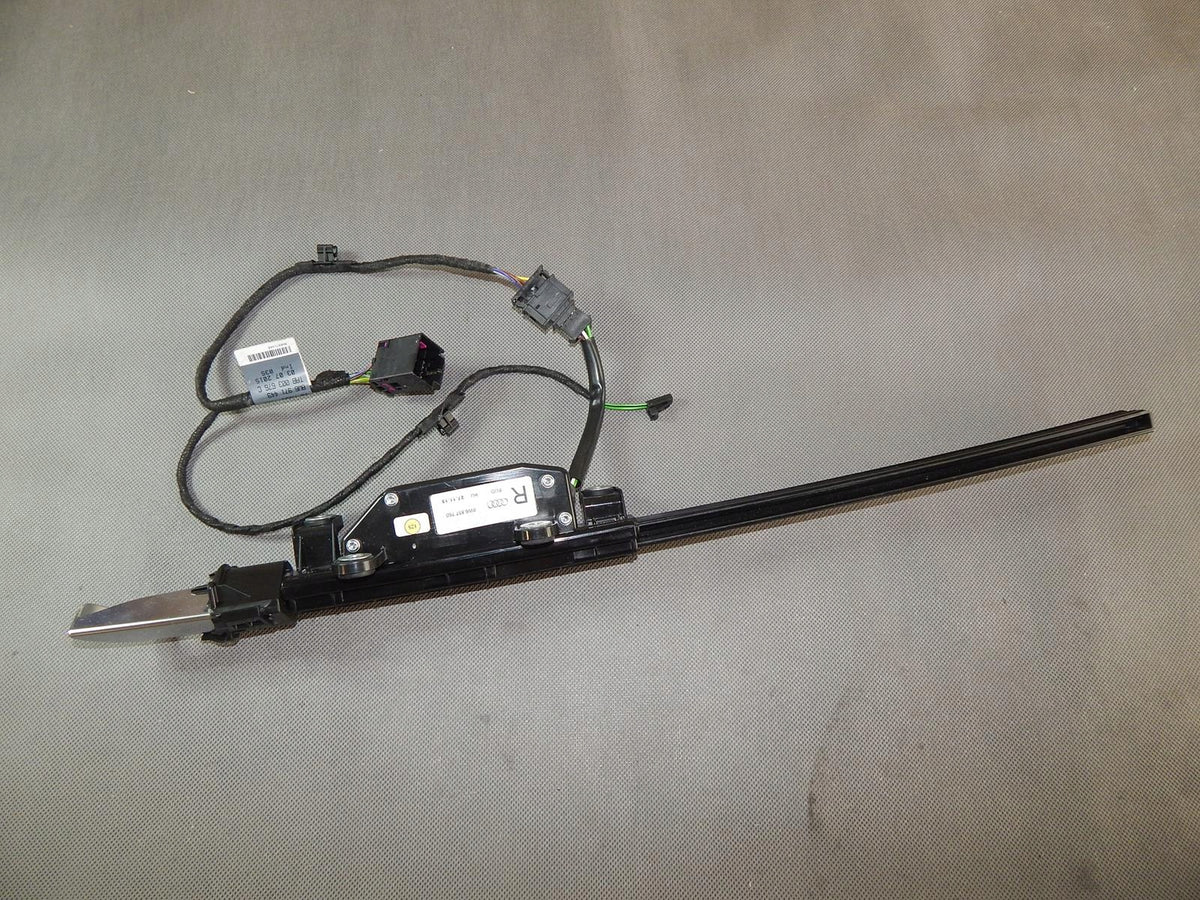 AUDI S5 F5 BELT FEEDER RIGHT 8IN6857760