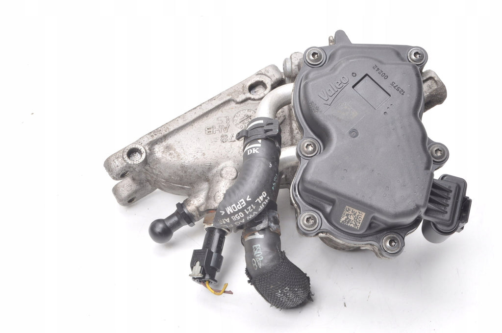 AUDI SKODA VOLKSWAGEN SCIROCCO III 2.0 TDI 184KM THROTTLE 04L128637A