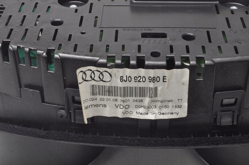 AUDI TT (8J3) 2.0 TFSI COUNTER CLOCKS 8J0920980E ENGLISH