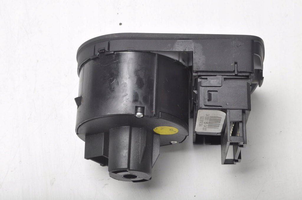 AUDI TT (8J3) LIGHT SWITCH 8J2941531K