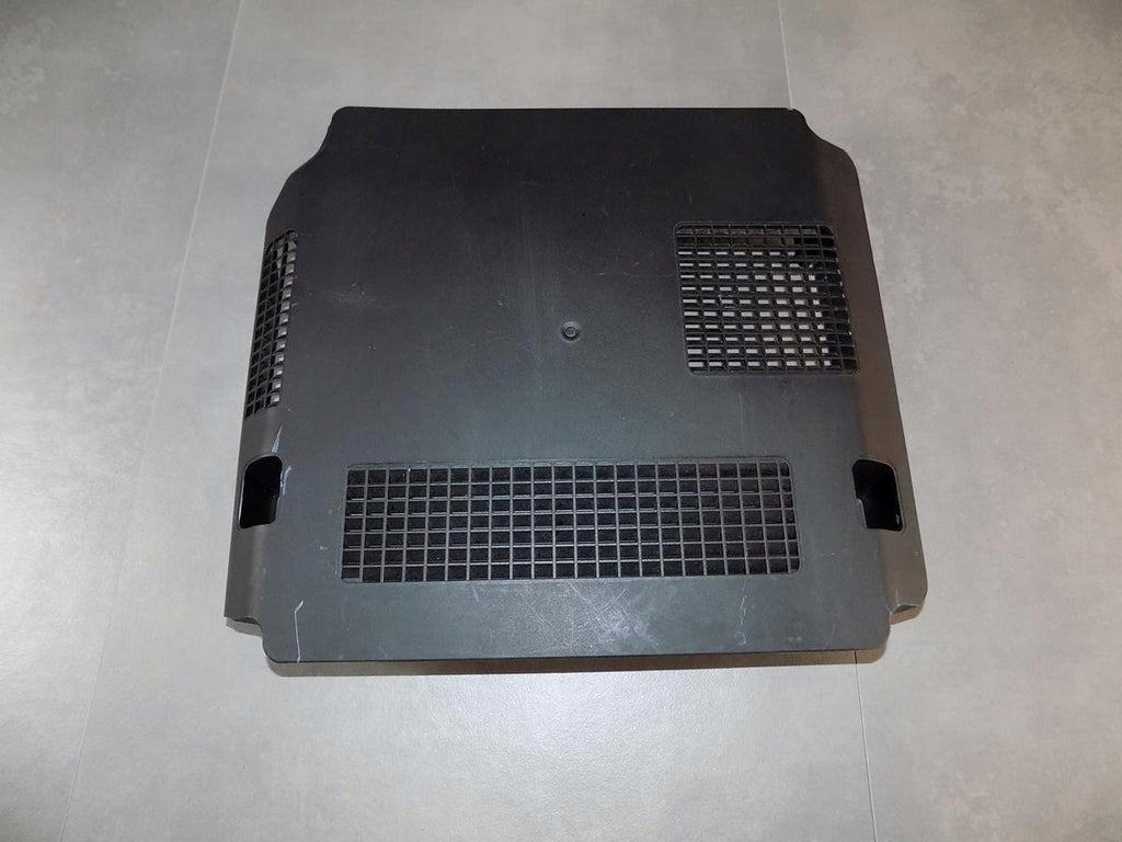 AUDI TT 8S DRIVER HOLDER 8S0907390A