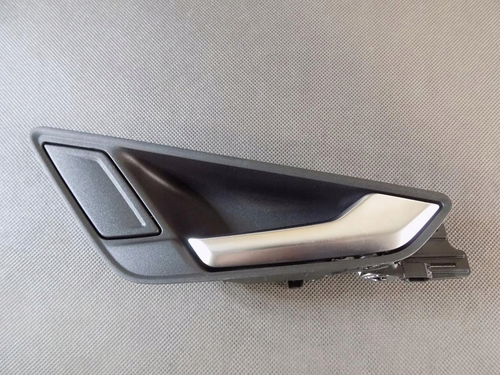 AUDI TT 8S INTERIOR DOOR HANDLE RIGHT 8S0837114