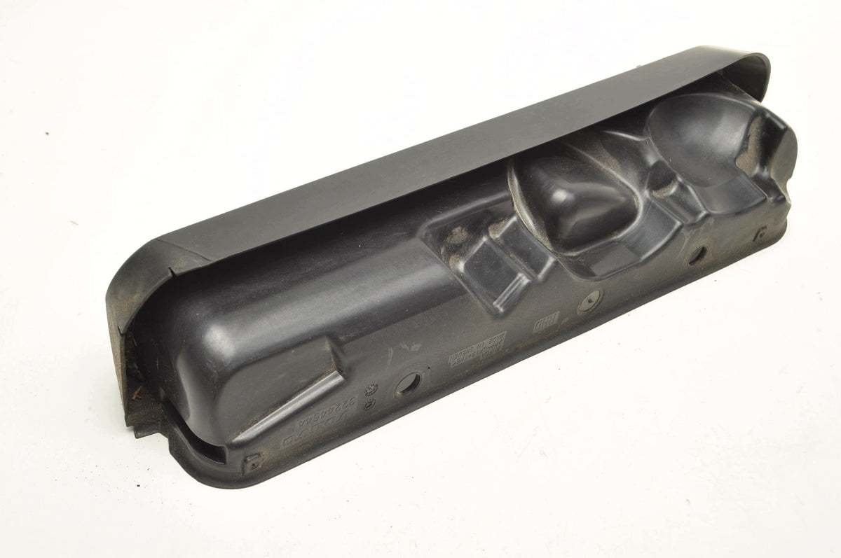 Air intake CHANNEL for windscreen drain VOLVO XC60 II 32244544