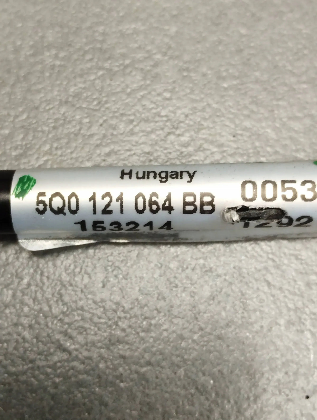Audi A3 8V 1.6 TDI TUBE CABLE 5Q0121064BB