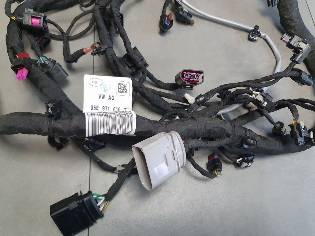 Audi A3 8Y 1.5 Engine harness 05E971610T