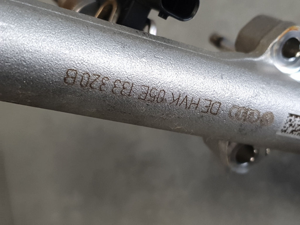 Audi A3 8Y 1.5 injection rail 05E133320B 026150006Z