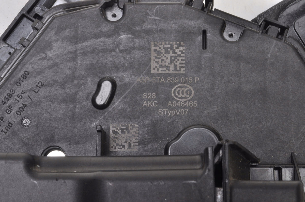 Audi A3 8Y CUPRA LEON DOOR LOCK LEFT FRONT C5D-5TC837015D 2024R