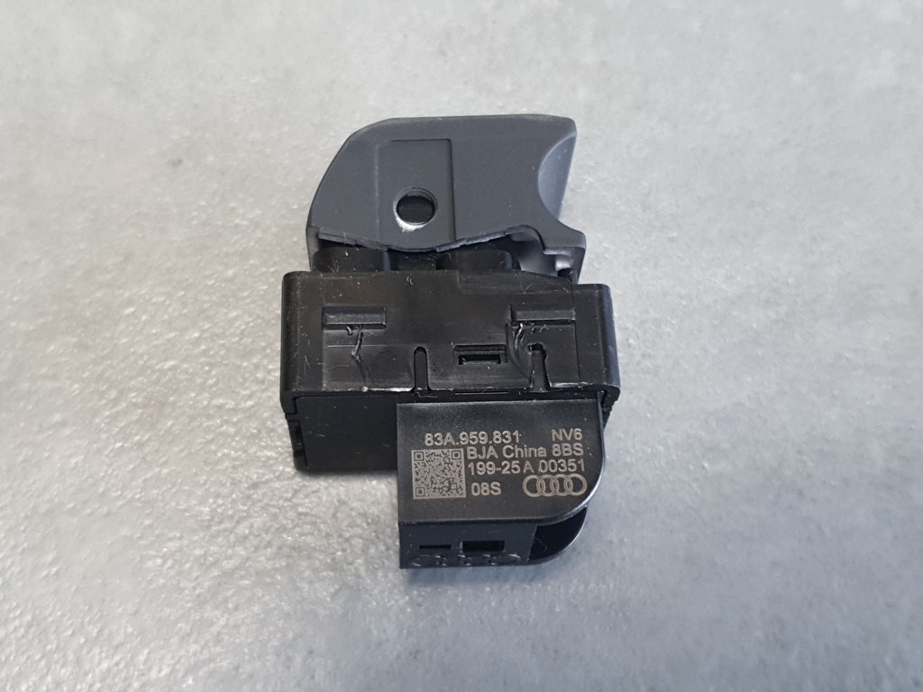 Audi A3 8Y Flap opening button 83A959831