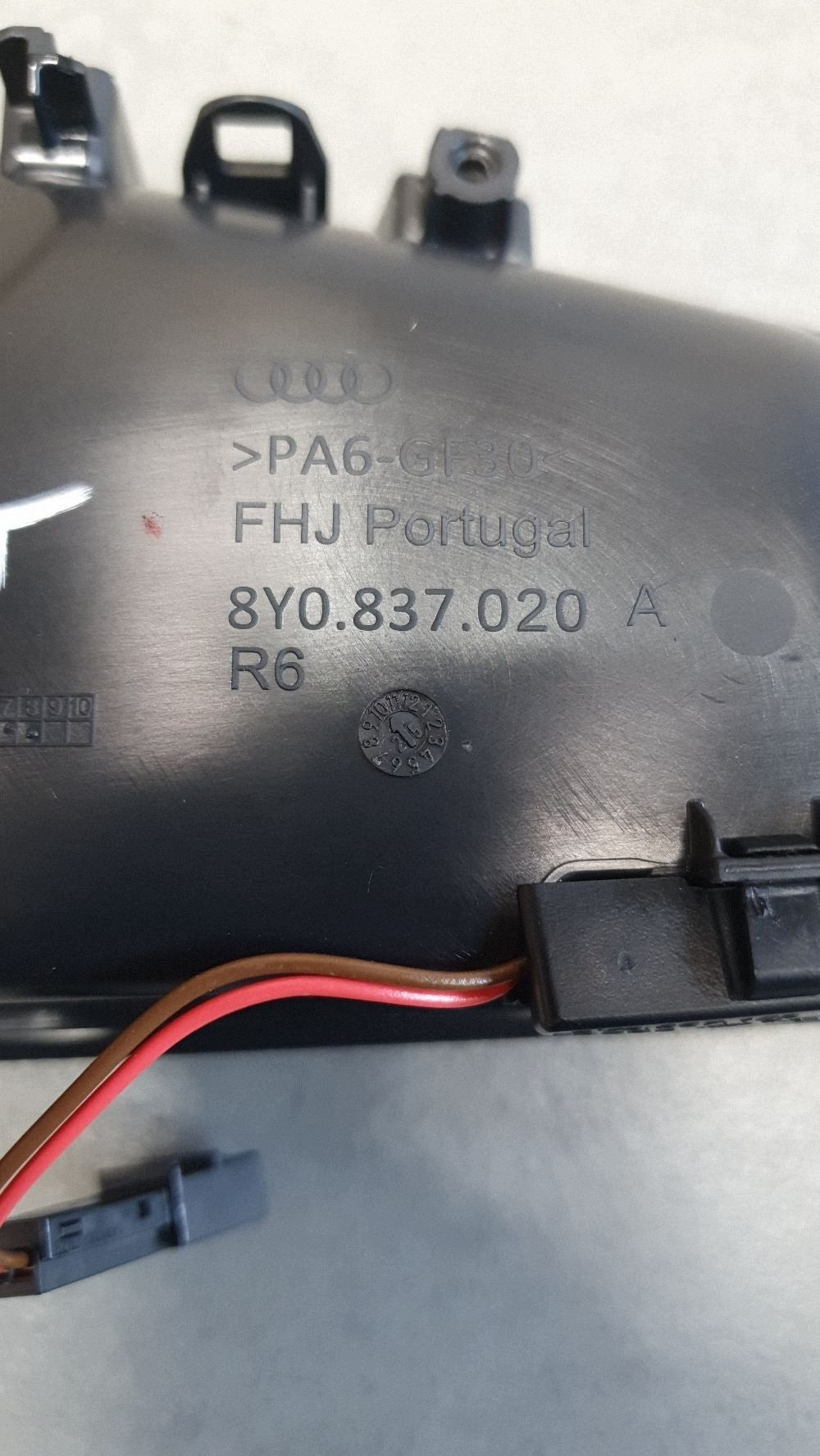 Audi A3 8Y Interior handle right rear 8Y0837020A