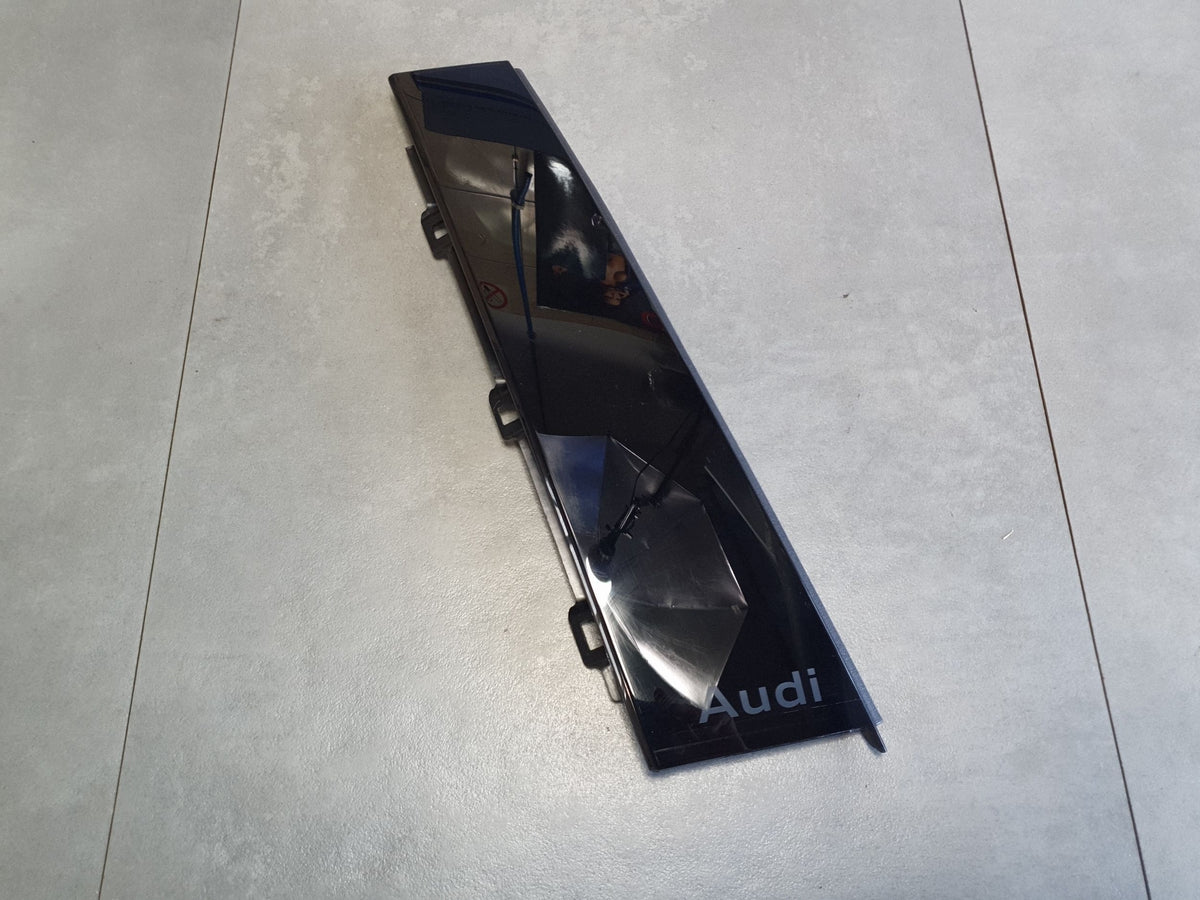 Audi A3 8Y Strip door guard right rear 8Y0839902