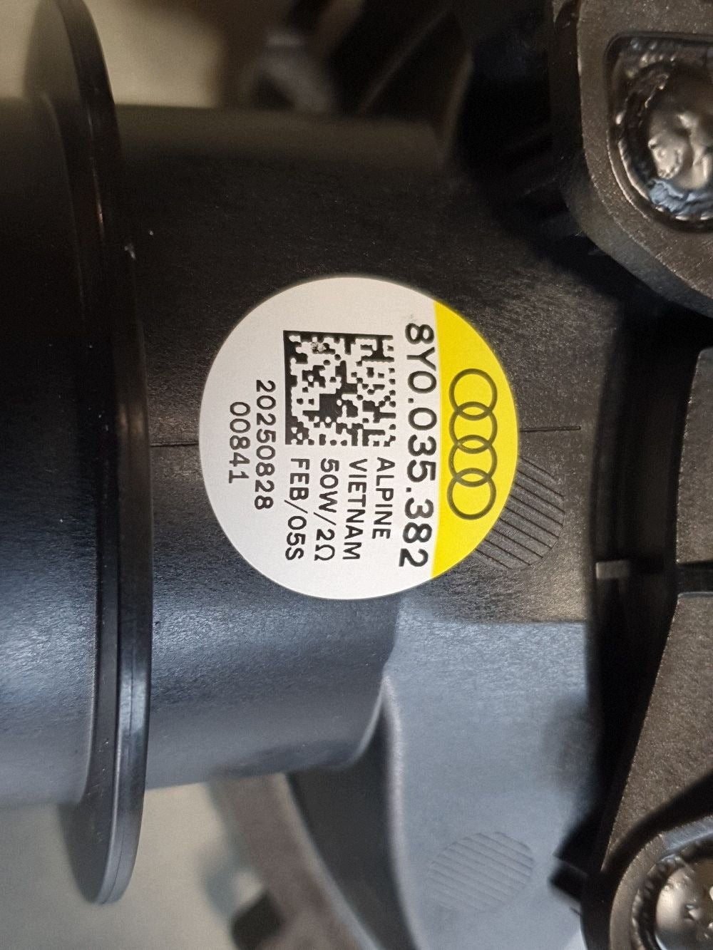 Audi A3 8Y woofer 8Y0035382