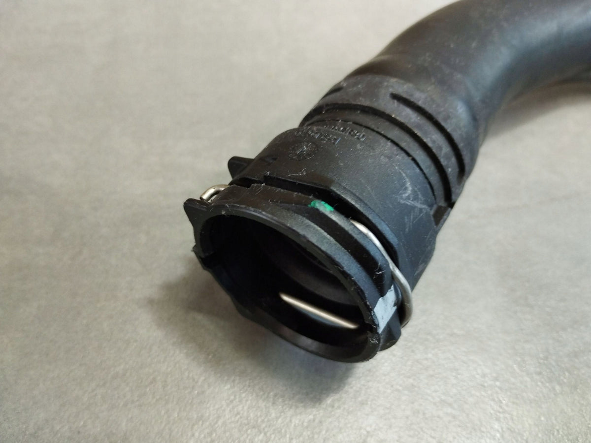 Audi A4 B9 2017 WATER CABLE 8W0122101B