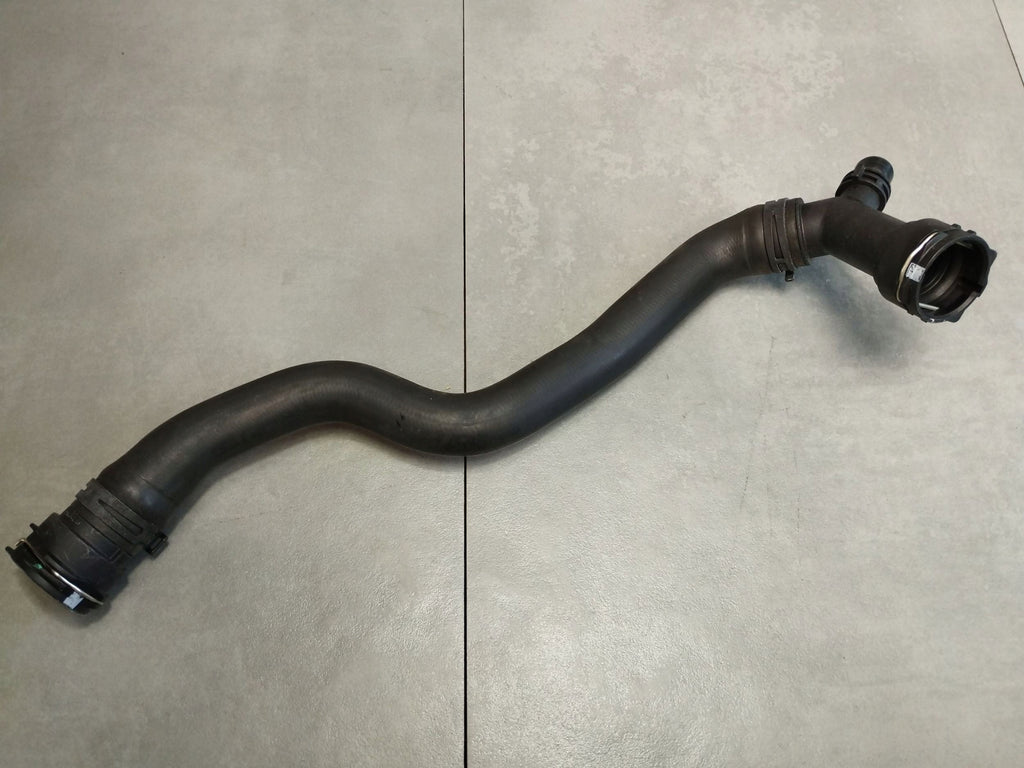 Audi A4 B9 2017 WATER CABLE 8W0122101B