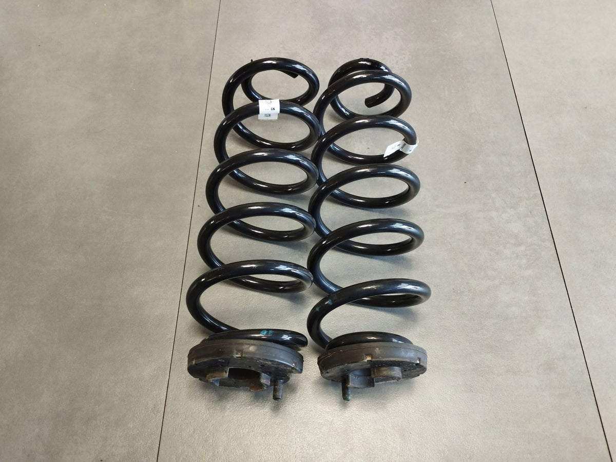Audi A4 B9 8W sedan Spring rear 8W0511115EA 2x