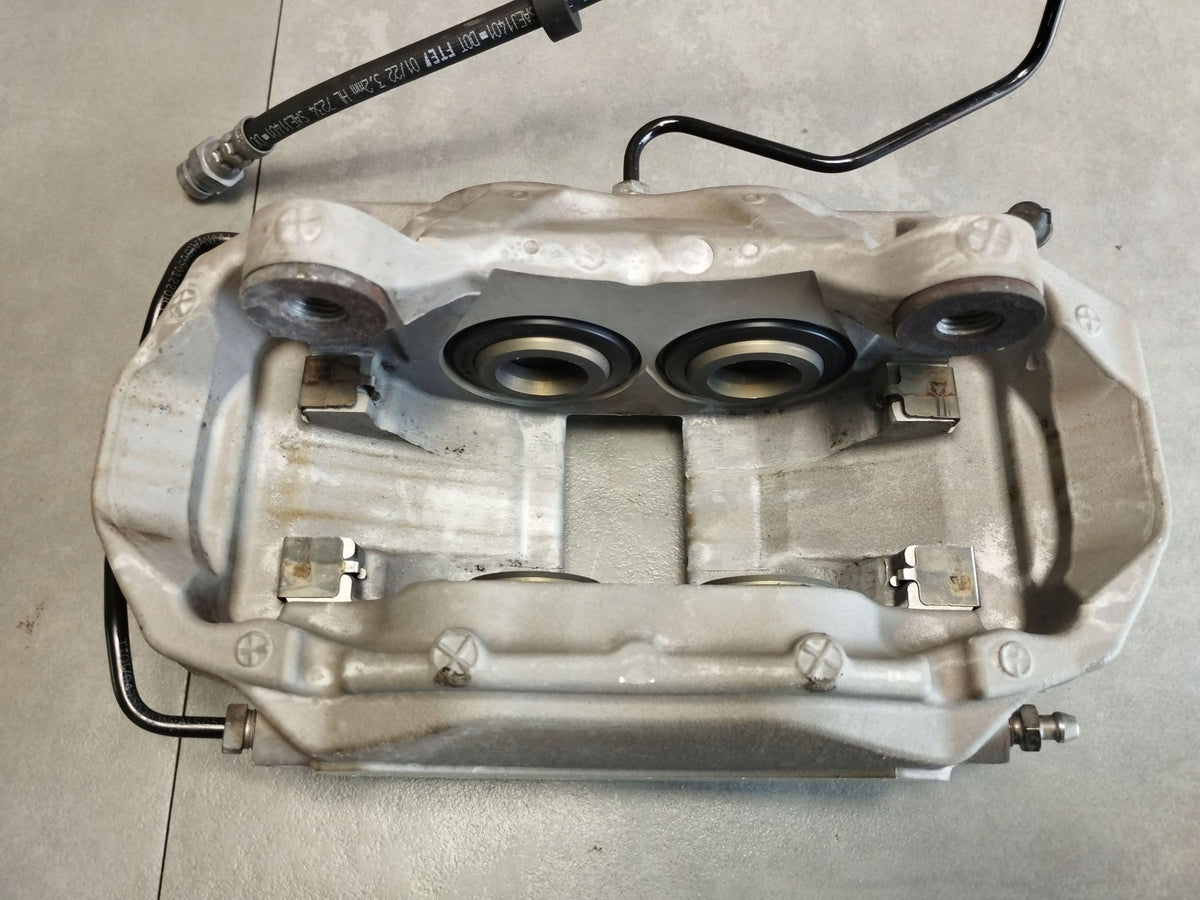 Audi A4 S4 B9 8W Brake caliper left front 8W05FN