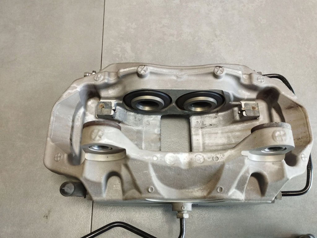 Audi A4 S4 B9 8W Brake caliper left front 8W05FN