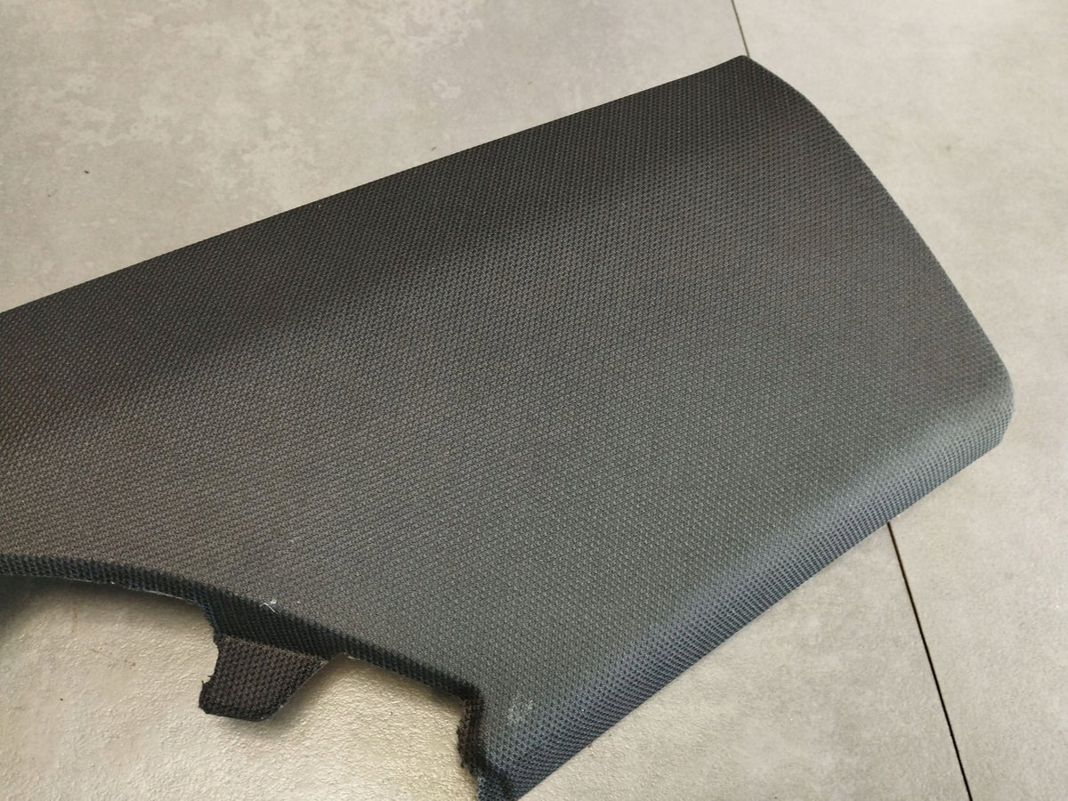 Audi A4 S4 B9 8W Post cover B top 8W5867245B