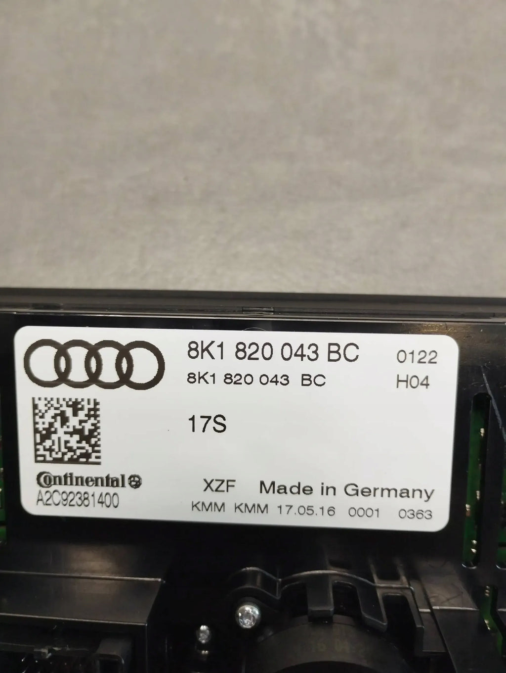 Audi A5 8T AIR CONDITIONING PANEL 8K1820043BC
