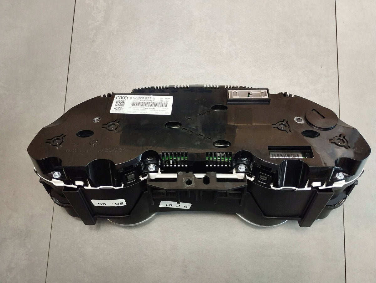 Audi A5 8T COUNTER GAMES 8T0920932N