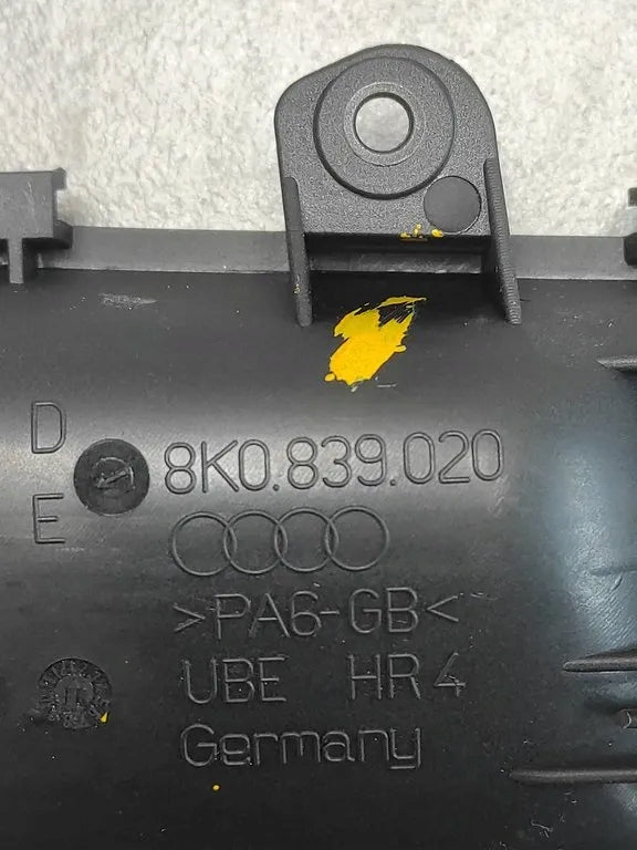 Audi A5 8T DOOR HANDLE INTERIOR RIGHT REAR LED 8K0839020