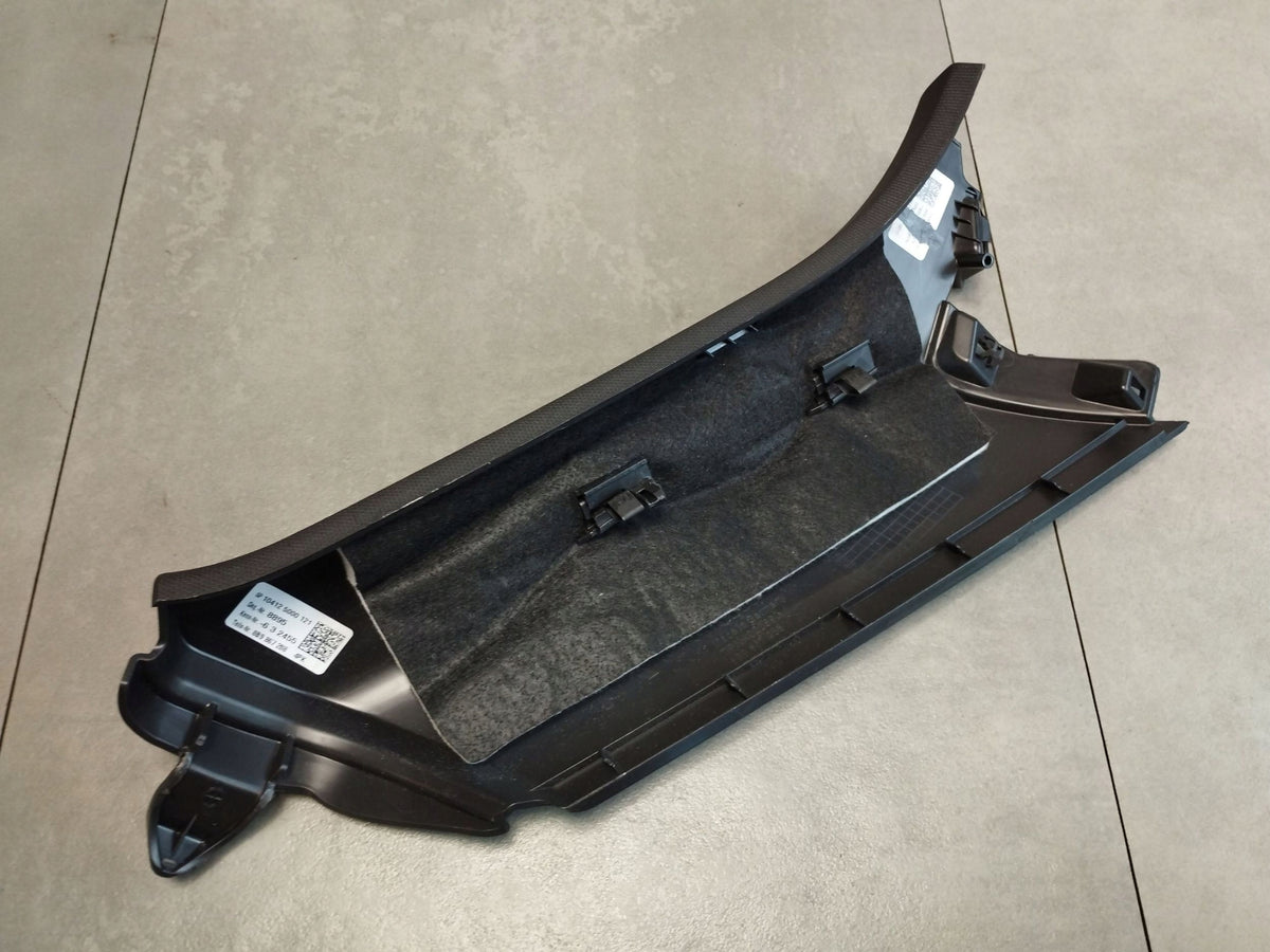 Audi A5 B10 KOMBI POST COVER RIGHT REAR 8B9867288