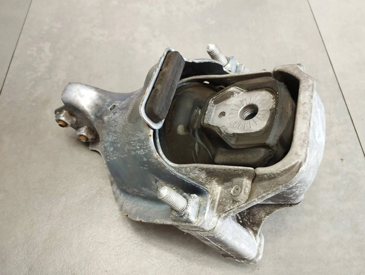 Audi A5 Sportback 8TA 2.0 TDI ENGINE PILLOW 8R0199381AN