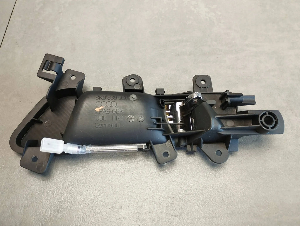 Audi A5 Sportback 8TA INTERIOR HANDLE RIGHT REAR LED 8K0839020E