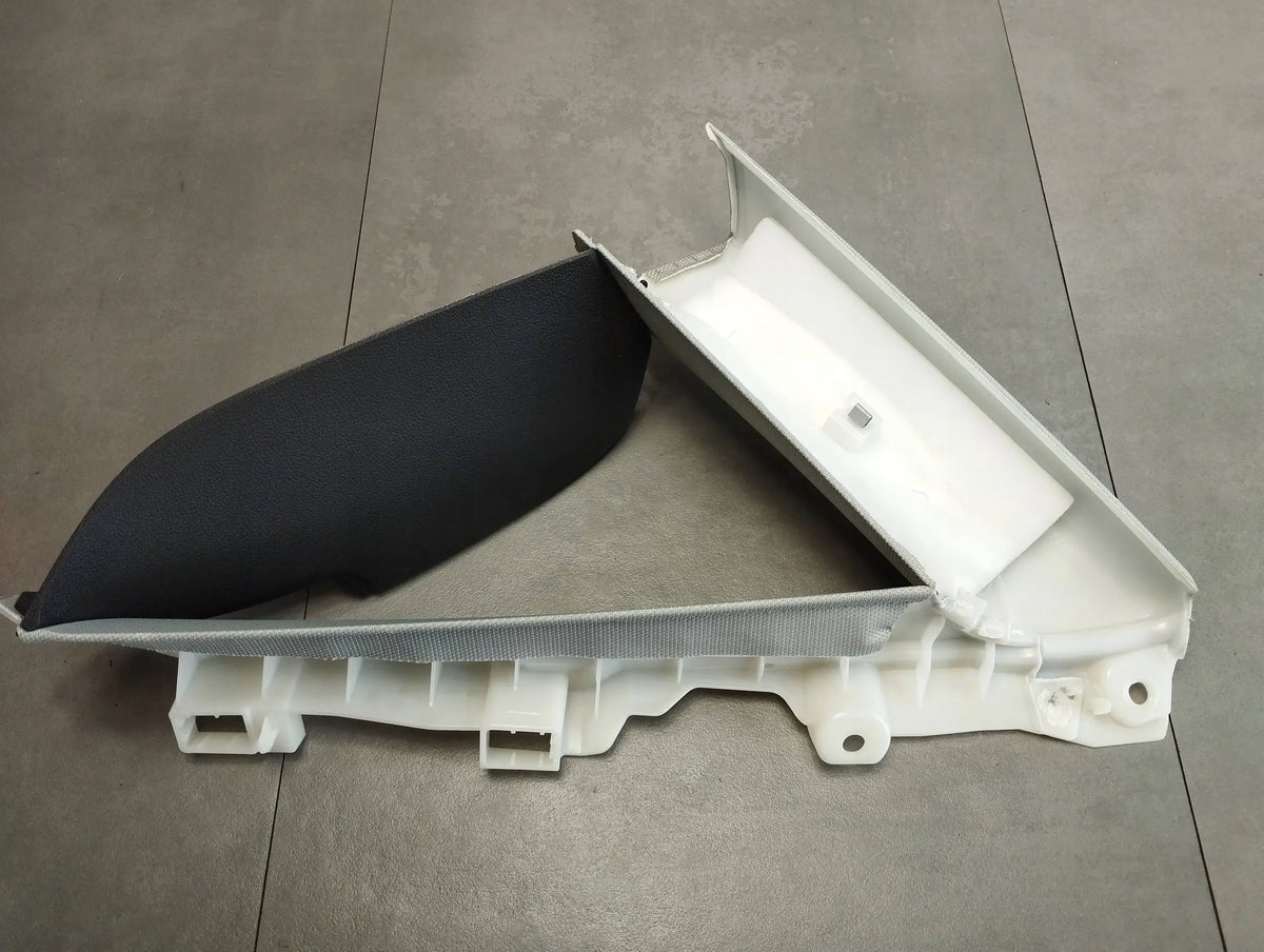 Audi A5 Sportback 8TA POST COVER LEFT REAR 8T8867287