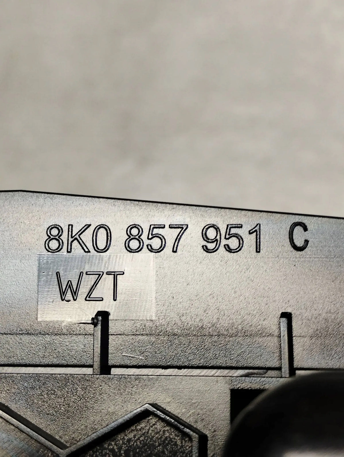 Audi A5 Sportback 8TA STORAGE ASHTRAY 8K0857951C