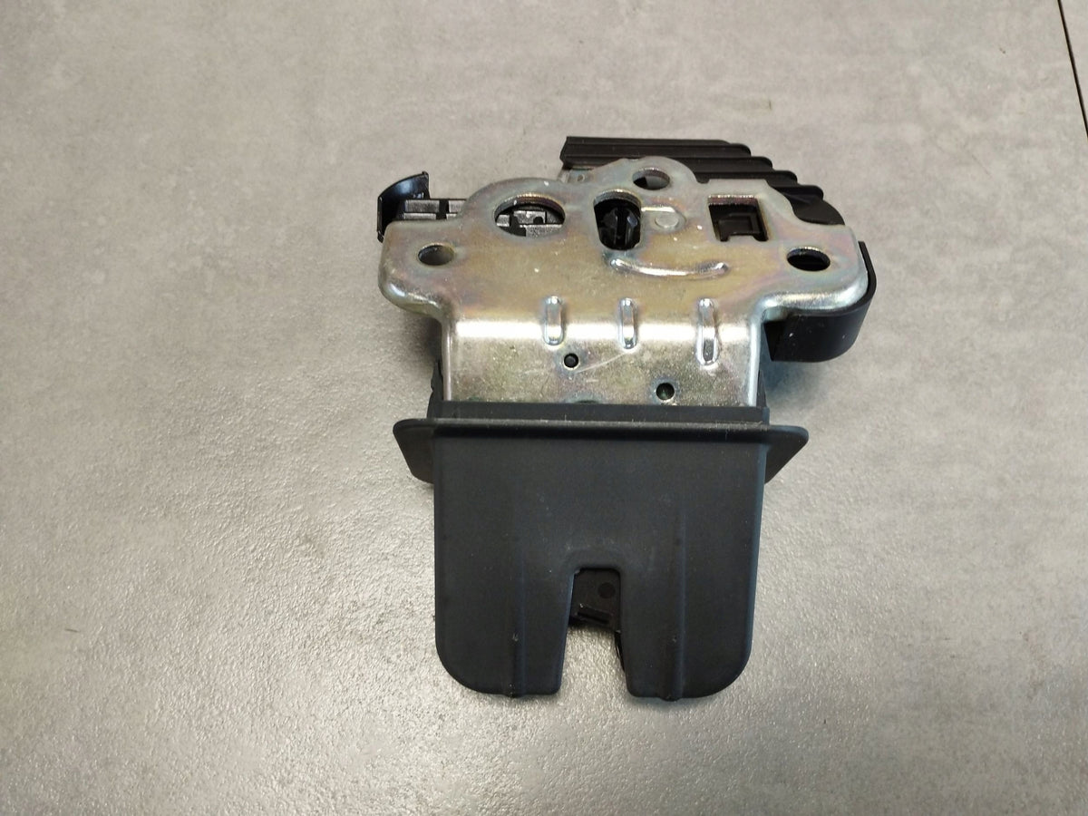 Audi A5 Sportback 8TA Tailgate lock 8R0827505A