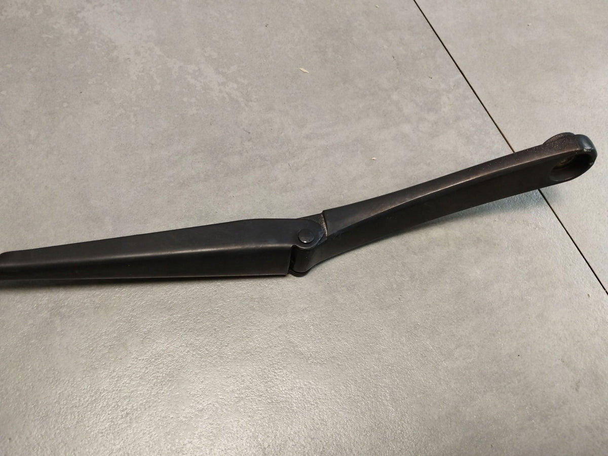 Audi A5 Sportback 8TA WIPER FRAME RIGHT 8T1955408B
